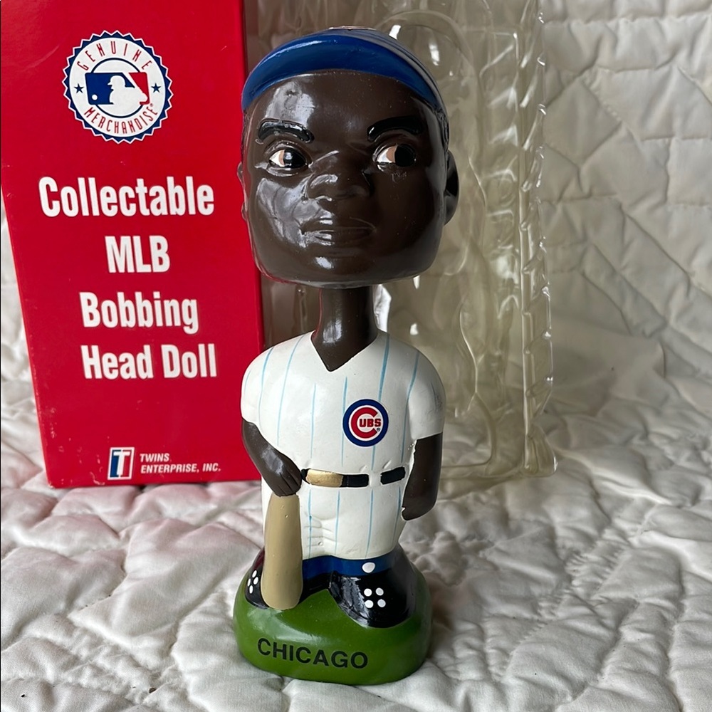 Chicago Cubs Bobblehead Doll - Picture 4 of 9